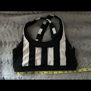 Lululemon Stuff Your Bra - size 6